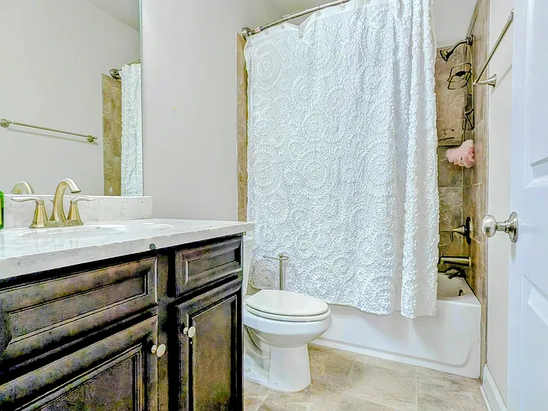 5542 Addison Woods Pl S — Photo 16