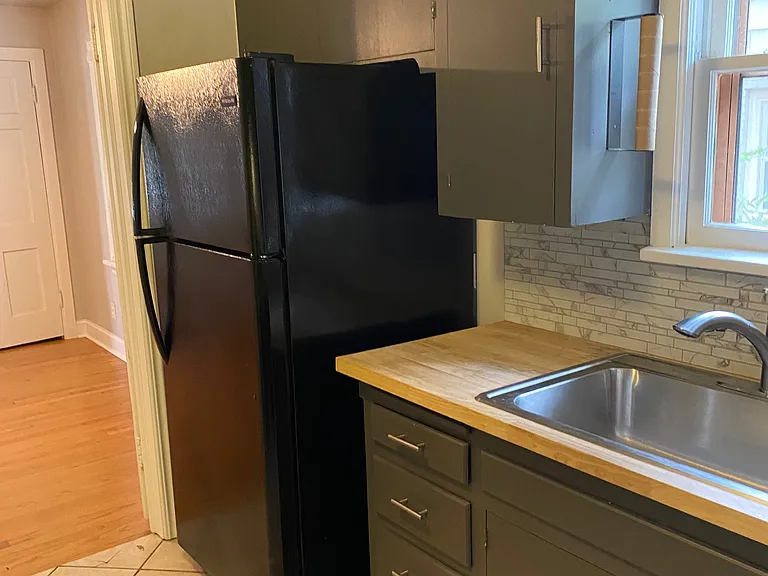 3716 N Shartel Ave — Photo 2