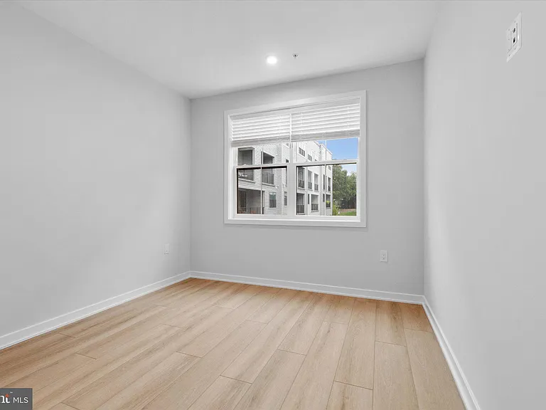 4765 Sully Point Ln #408 — Photo 25