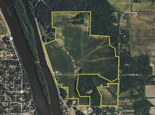 551 N River Rd, Oregon, IL 61061