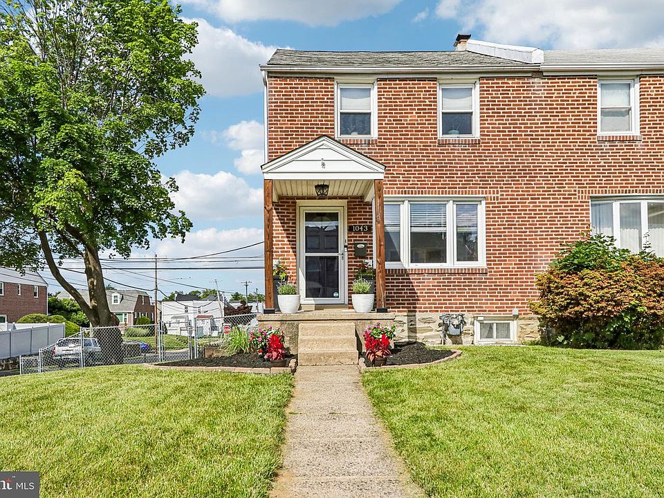 1st image of 1043 Bryan St