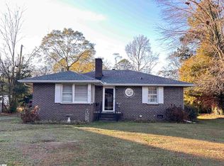 119 Weathers Cir, Fountain Inn, SC 29644