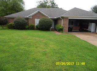 39 Crown Cv, Jackson, TN 38305