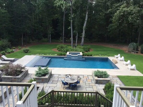 865 Fieldstone Dr, Macon, GA 31210