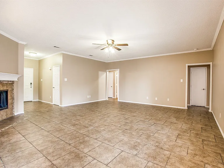 14 Enchanted Ct — Photo 4