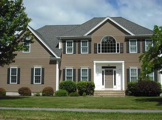 112 Autumn Cir, Holden, MA 01520