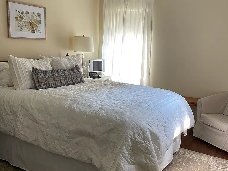 207 Bank Ave #1 — Photo 6