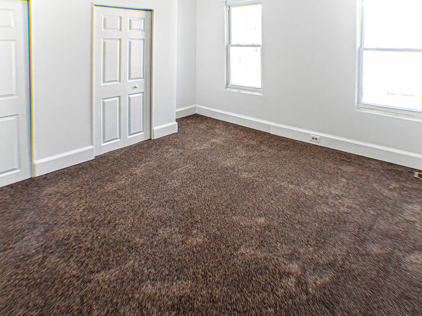 Point Breeze Three Bedroom Home — Photo 2