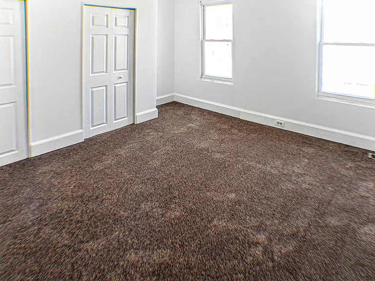 1535 S Hicks St — Photo 2