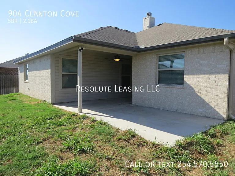 904 Clanton Cv — Photo 36