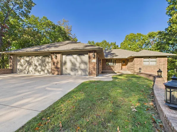 109 Edgehill Pl, Bull Shoals, AR 72619