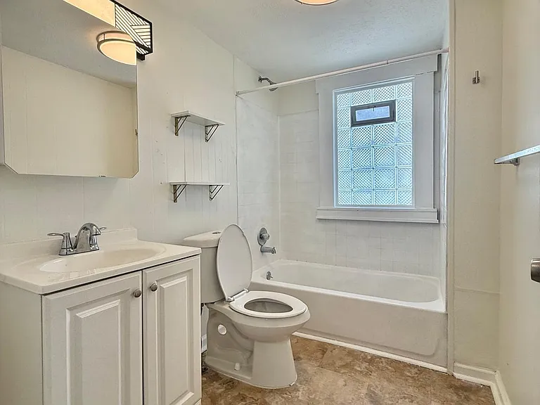 4383 W 28th St #1 — Photo 14