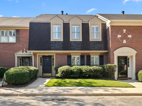 320 Chase Plantation Cir, Hoover, AL 35244
