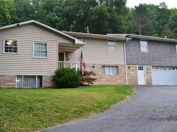 138 Mowl Rd, Washington, PA 15301