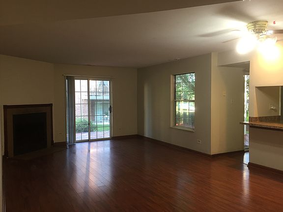 2nd image of 1749 Eastwood Ct APT 2