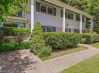 9120 Steven Irving Ct, Springfield, VA 22153