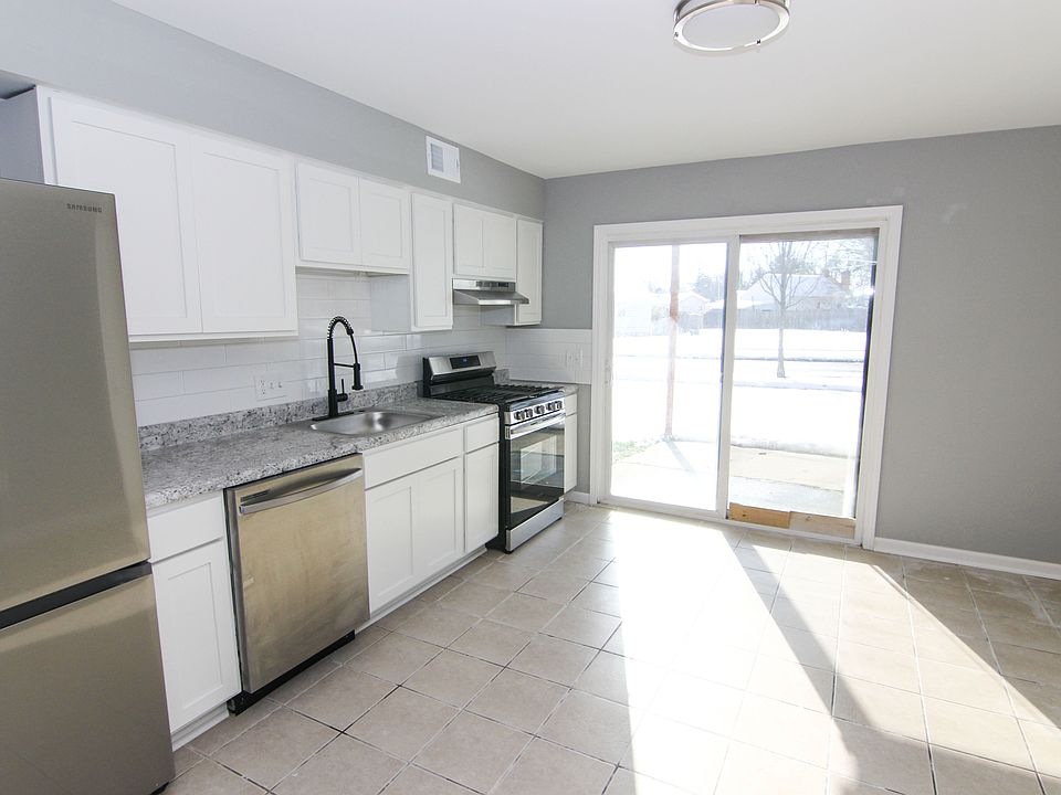 1st image of 4306 Norman Dr SE