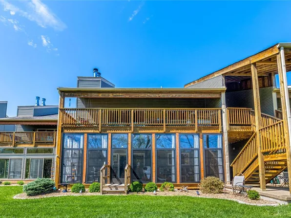 147 Geneva Cove Dr, Innsbrook, MO 63390