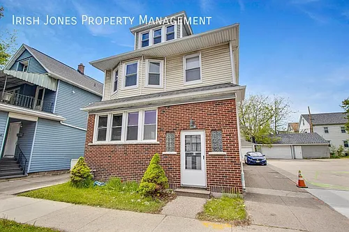 2518 Delaware Ave Photo 1