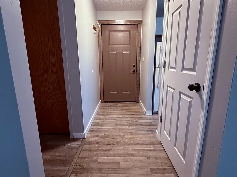 209 Park St #4 — Photo 8