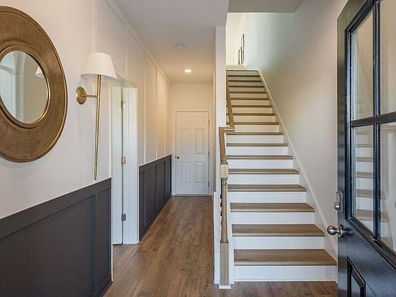 2nd image of 695 Alburgh Aly