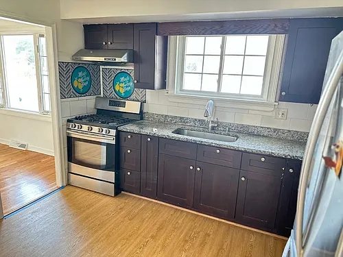 2561 Burning Tree Rd — Photo 5