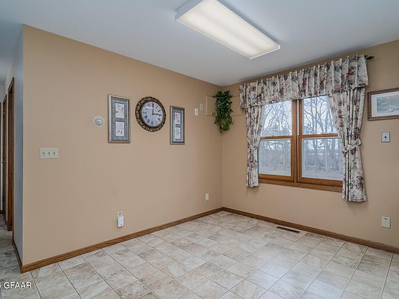 5th image of 6850 Woodcrest Rd