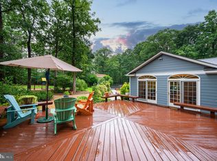33 Carriage Hill Ln, Fredericksburg, VA 22407