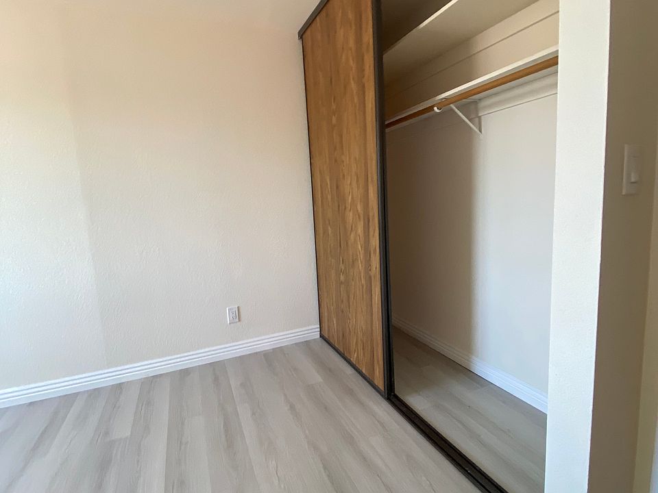 1st Bedroom Closet