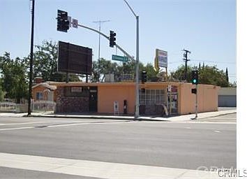 2nd image of 1225 W 2nd St