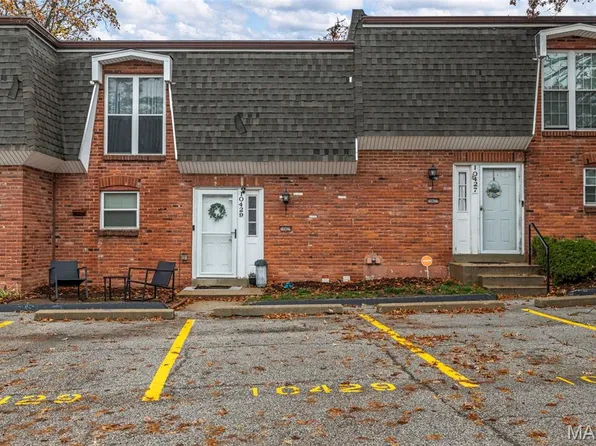 10429 Corbeil Dr #60, Saint Louis, MO 63146