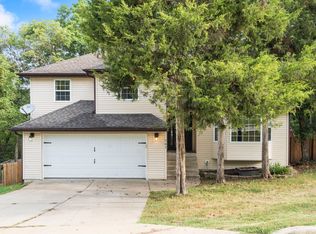 161 Trent St, Hollister, MO 65672