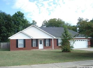 1021 Jodi Cir SE, Hartselle, AL 35640