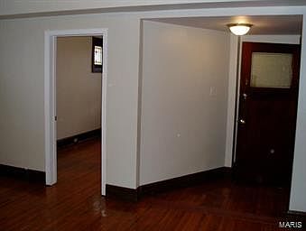 2nd image of 4053 S Grand Blvd