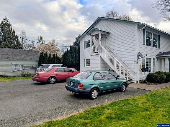 4th image of 224 C St