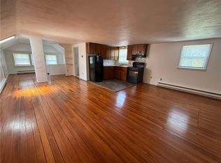 60 Farewell St, Newport, RI 02840