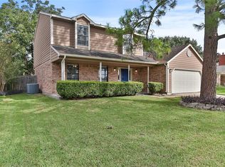 8419 Sunny Ridge Dr, Houston, TX 77095