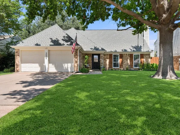 2634 Channing Dr, Grand Prairie, TX 75052