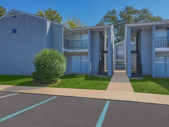 McDowell Enclave