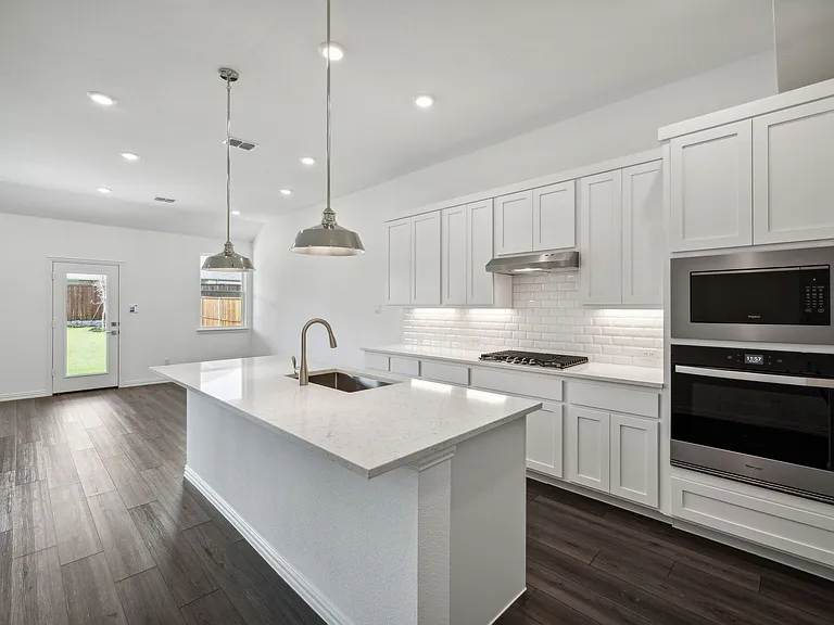 3513 Sunflower St — Photo 8