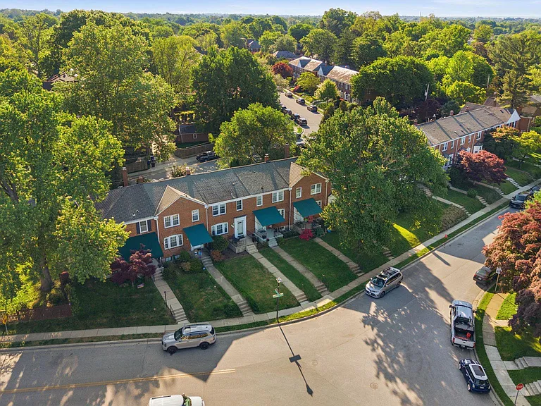 6467 Blenheim Rd — Photo 49