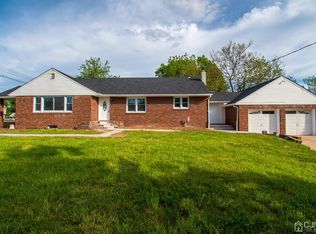 3 Charlton Ave, Piscataway, NJ 08854