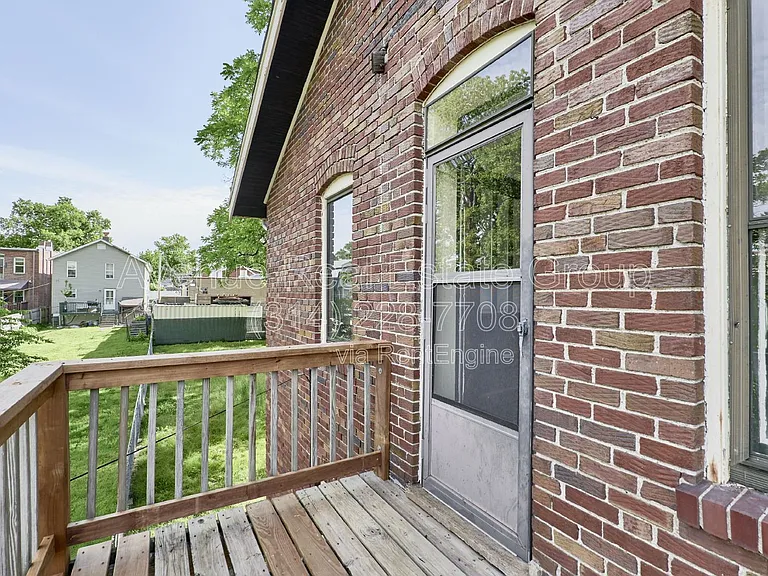5021 Ray Ave #1F — Photo 35