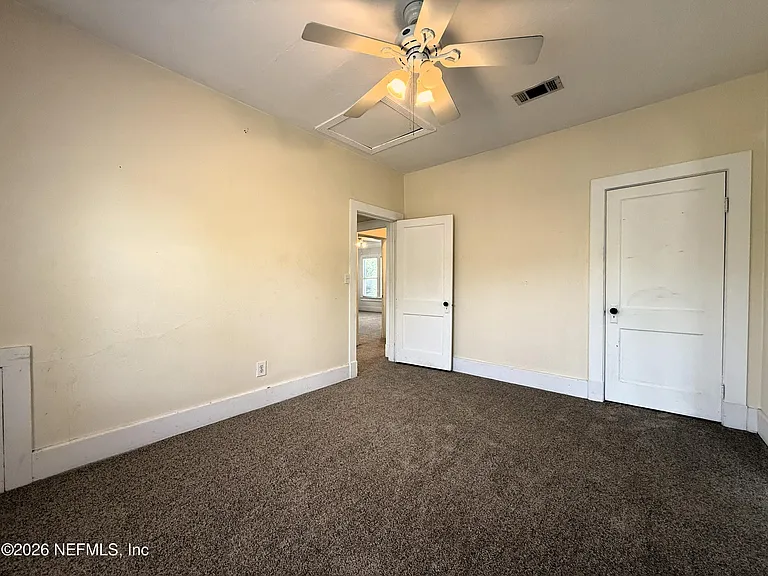 1329 Cherry St — Photo 14