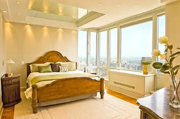 Sold by Corcoran | media 33