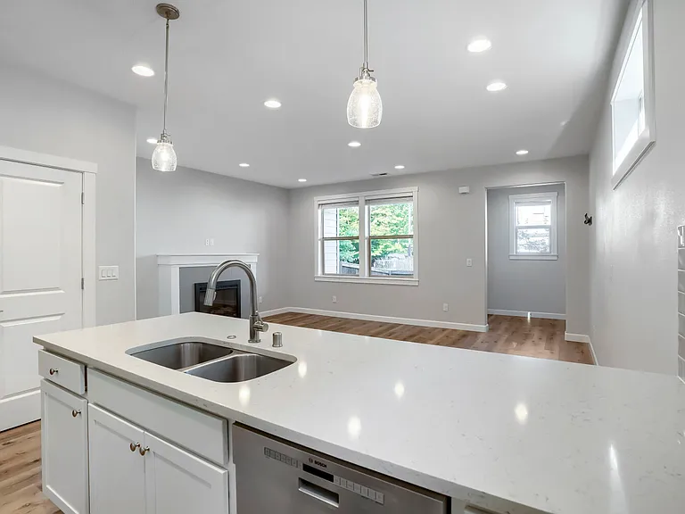 13715 NW 7th Pl — Photo 13