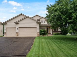 15911 Drake St NW, Andover, MN 55304