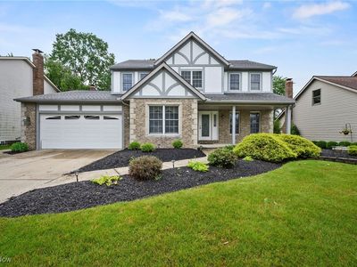 19569 Winding Trl, Strongsville, OH, 44149