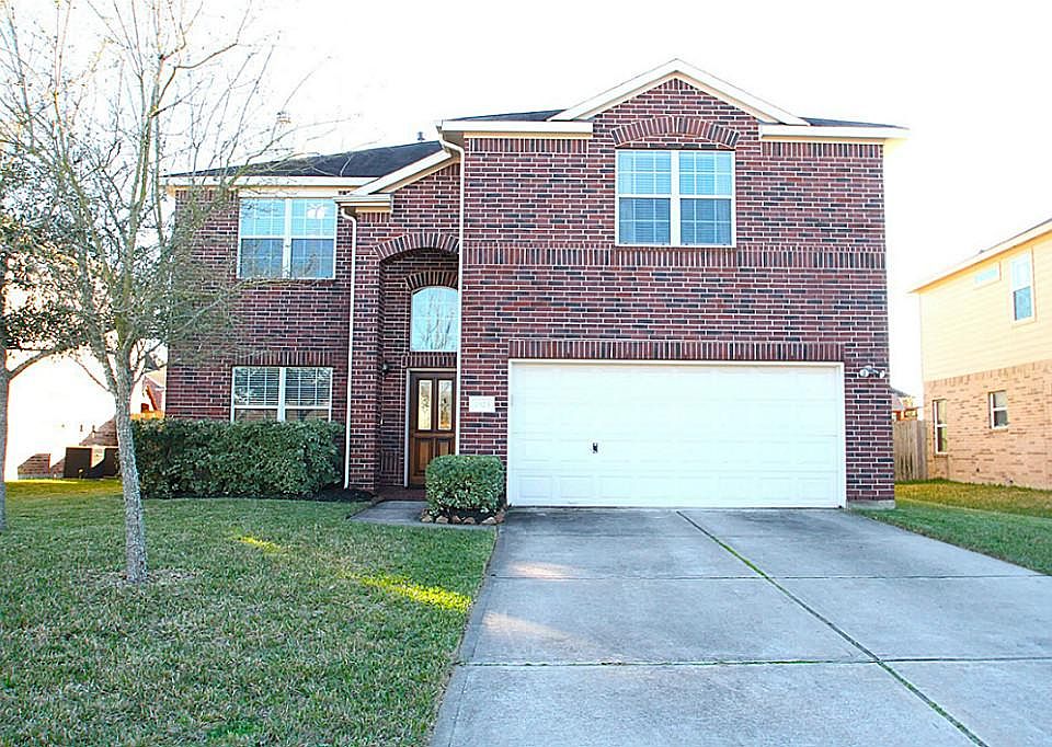 1st image of 2523 Saratoga Dr