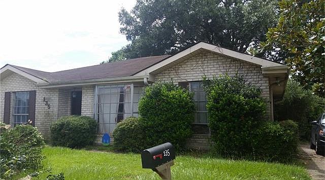 1st image of 135 Peter Ln